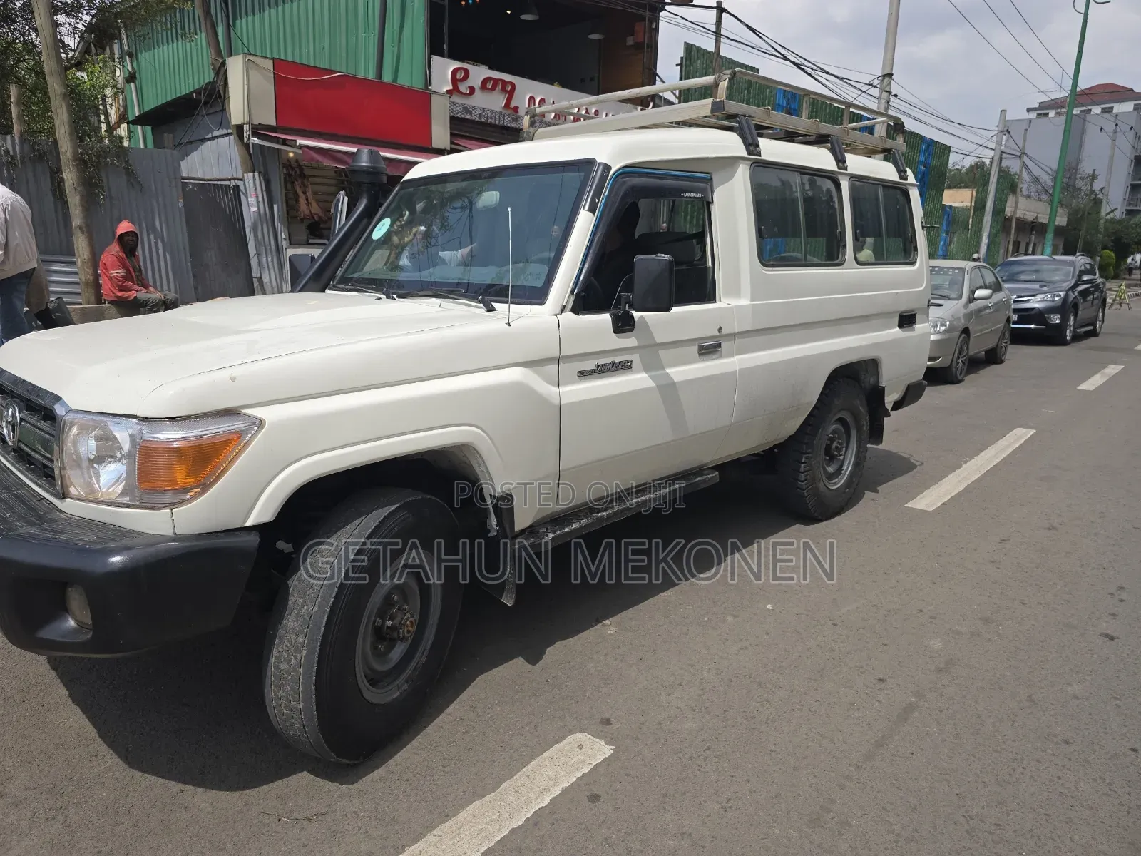 Toyota Land Cruiser 2016 White