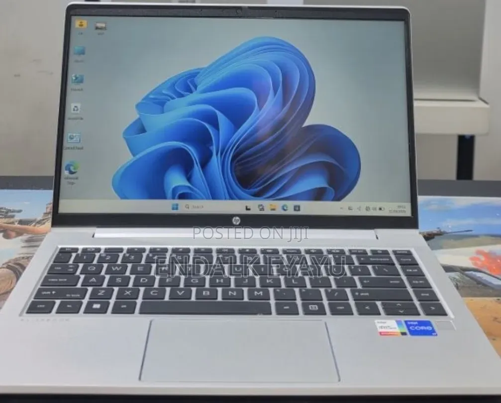 New Laptop HP EliteBook 640 G10 16GB Intel Core i7 SSD 1T