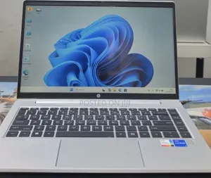 New Laptop HP EliteBook 640 G10 16GB Intel Core i7 SSD 1T