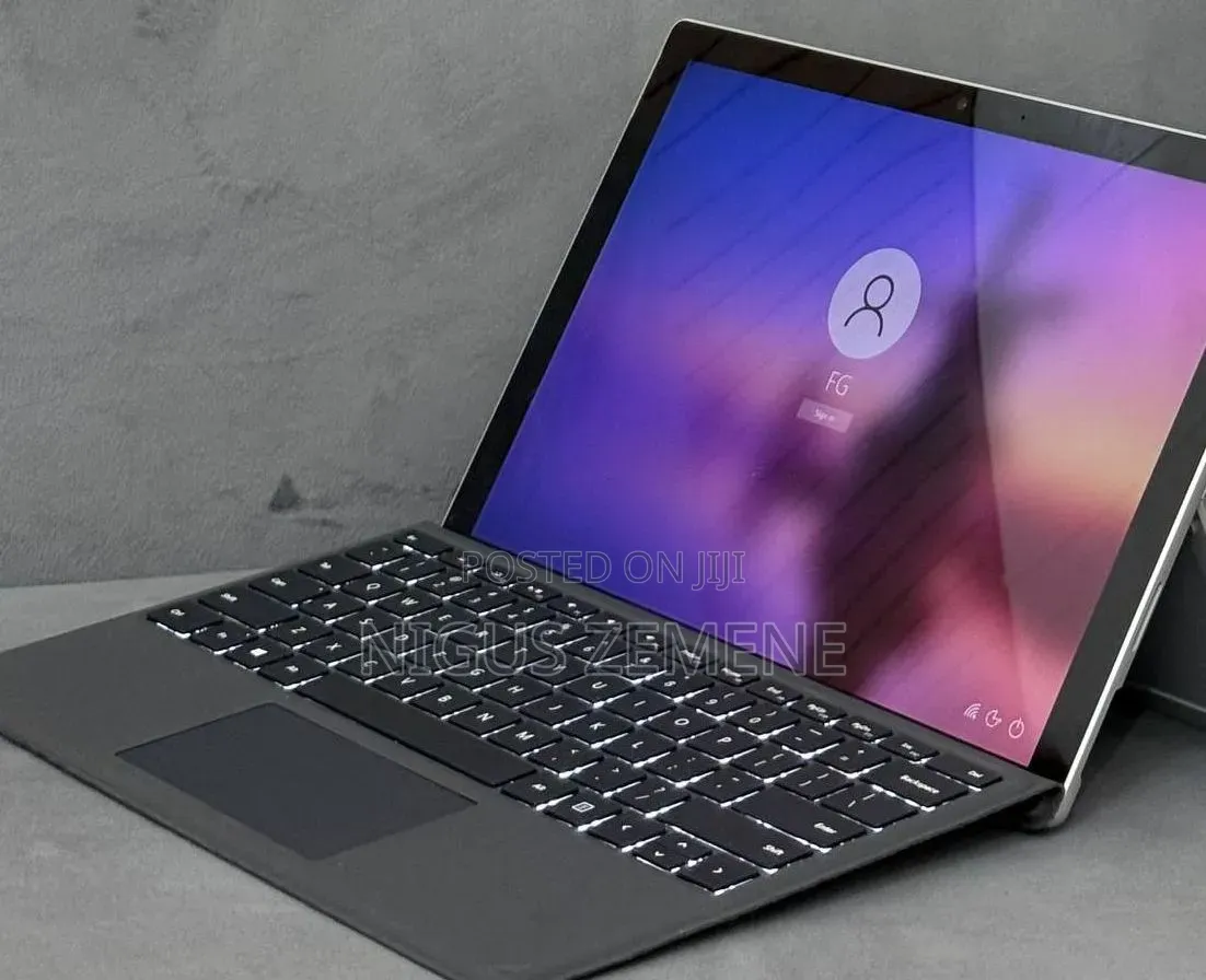 New Laptop Microsoft Surface Pro 7 16GB Intel Core i5 SSD 256GB