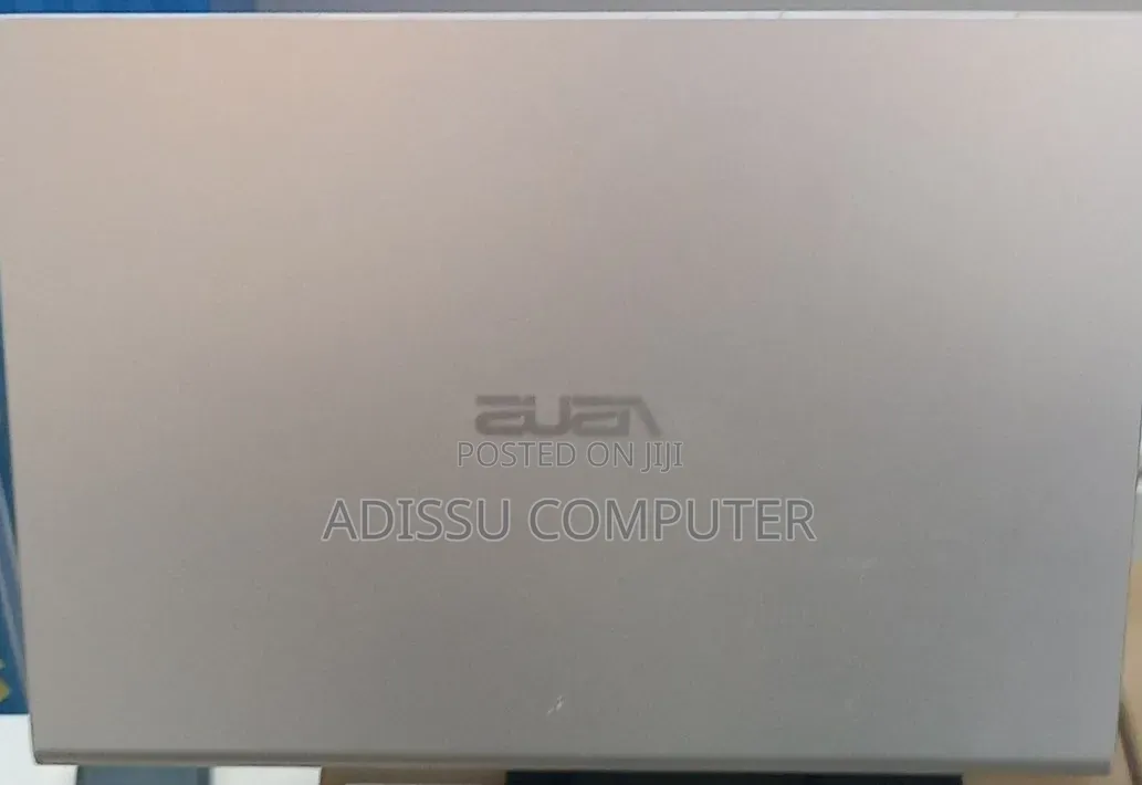 New Laptop Asus Vivobook 14 8GB Intel Core i5 SSD 256GB