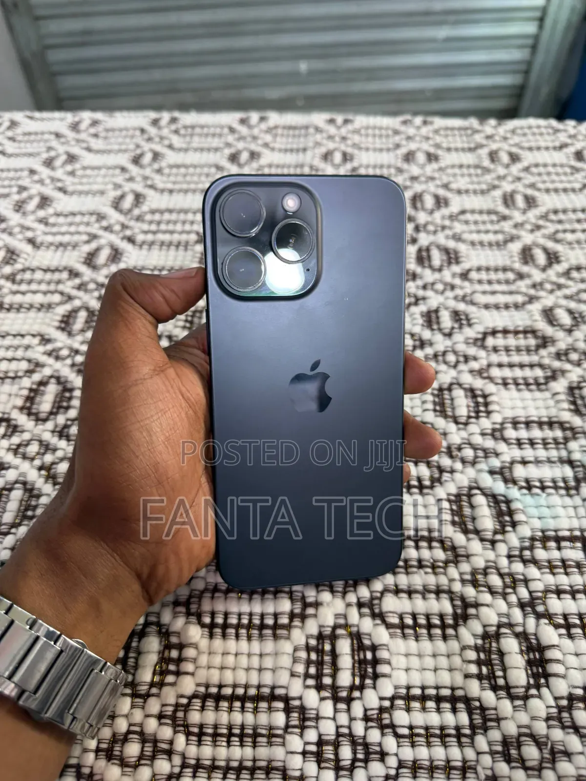 New Apple iPhone 15 Pro Max 256 GB Black