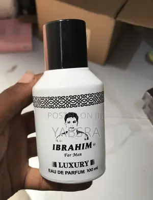 ሽቶ ብሎ ዝም ምክንያቱም ሽታው ያናገራል ገራሚ ሽቶ ነው