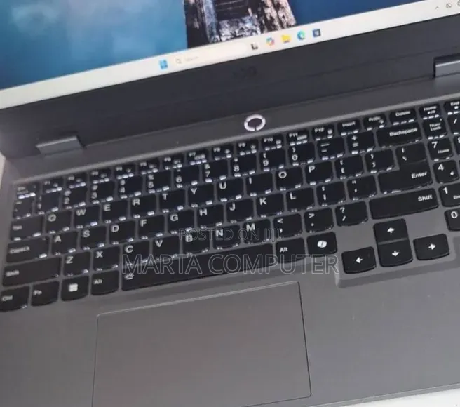 New Laptop Lenovo LOQ 15ARP9 16GB AMD Ryzen 5 SSD 512GB