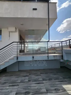 7bdrm Apartment in Bole for rent