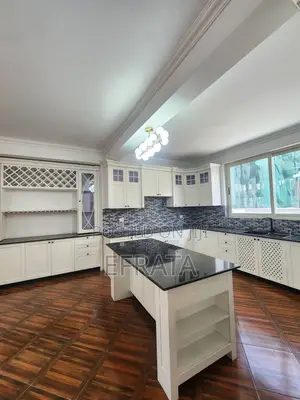 7bdrm Apartment in Bole for rent