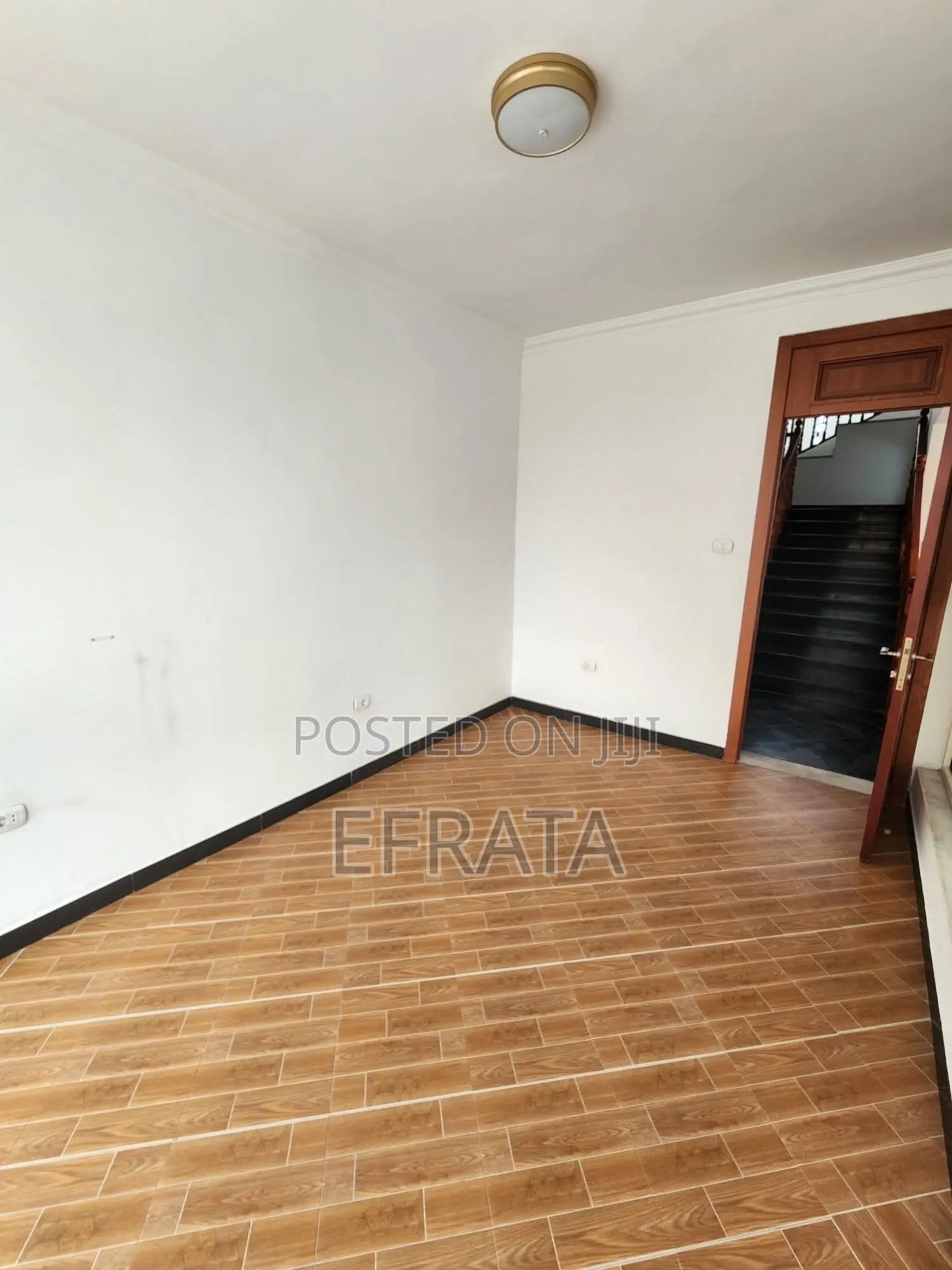 7bdrm Apartment in Bole for rent