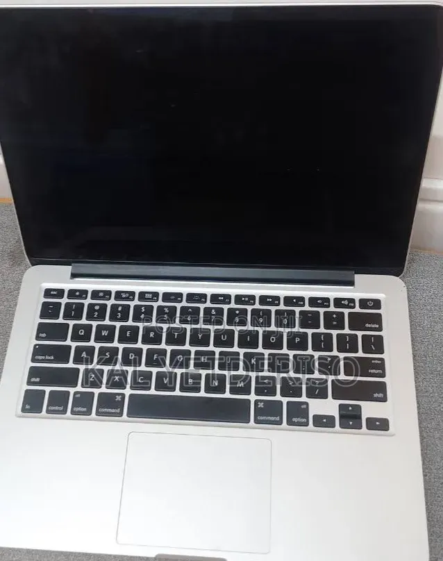 New Laptop Apple MacBook Pro 2013 8GB Intel Core i5 SSD 256GB