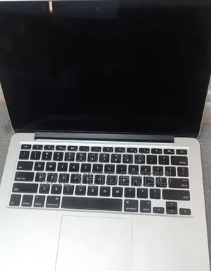 New Laptop Apple MacBook Pro 2013 8GB Intel Core i5 SSD 256GB