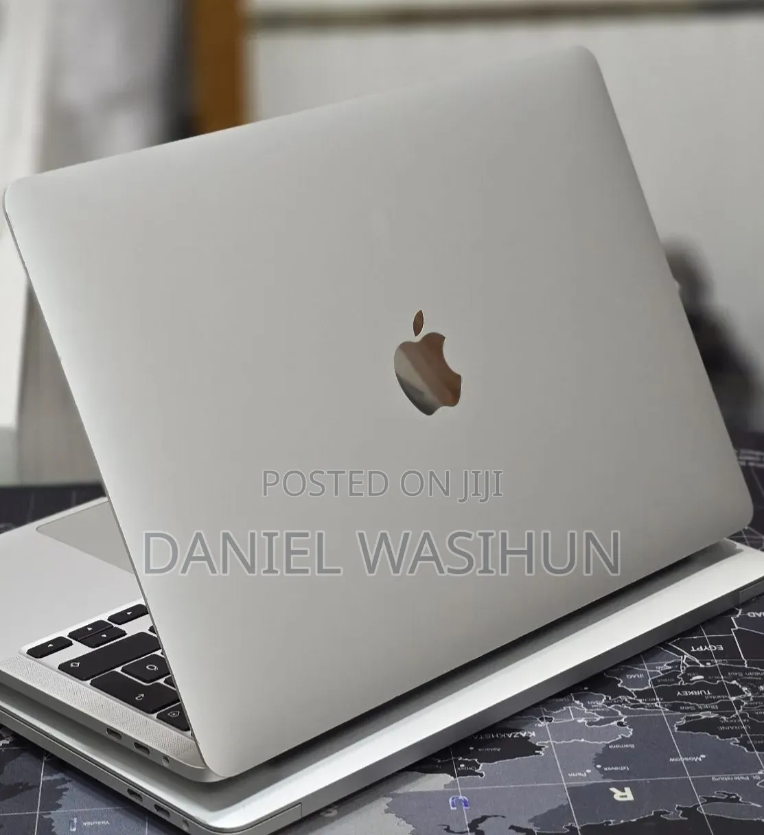 New Laptop Apple MacBook Pro 2020 32GB Intel Core i7 SSD 512GB