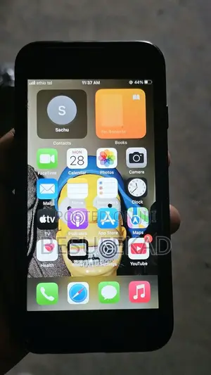 Apple iPhone SE (2020) 128 GB Black