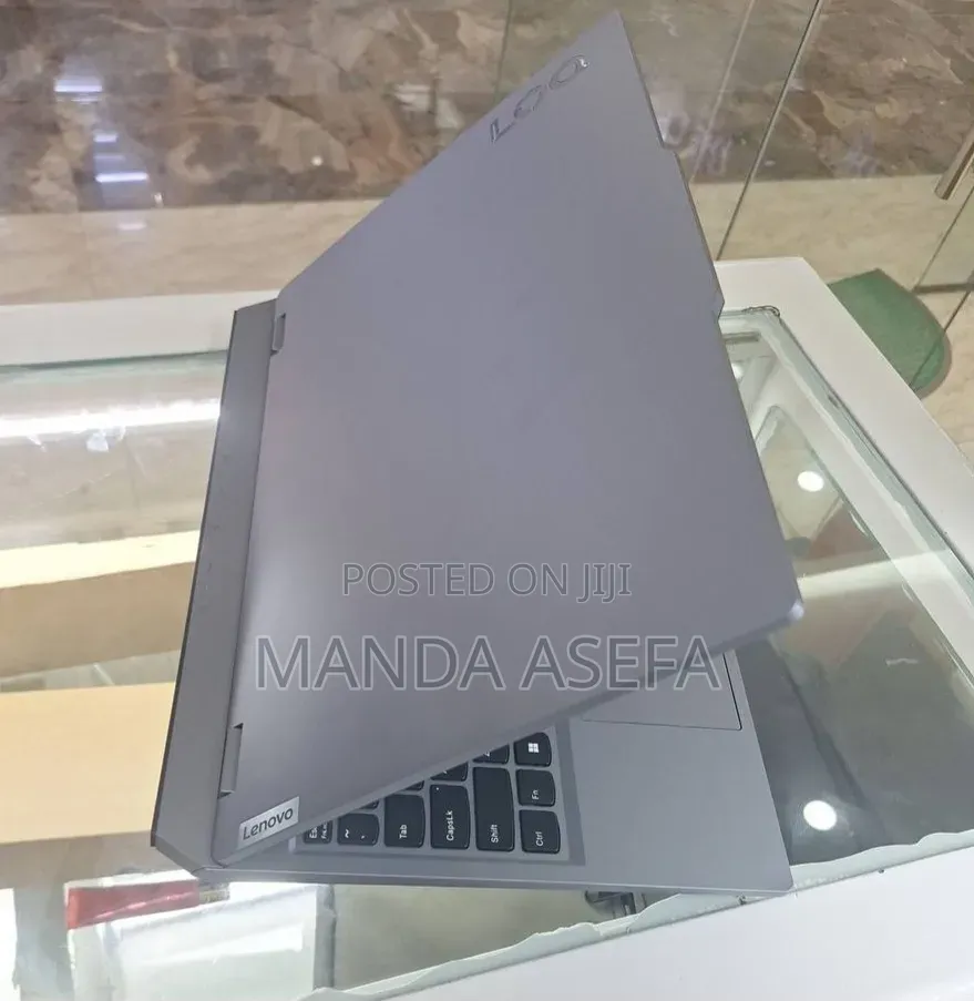 New Laptop Lenovo LOQ 15IRH8 16GB AMD Ryzen 5 SSD 512GB