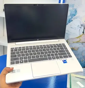 New Laptop HP ProBook 440 G10 16GB Intel Core i7 SSD 1T