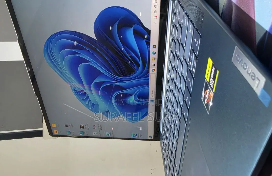 New Laptop Lenovo Yoga 2 16GB AMD Ryzen 7 SSD 1T