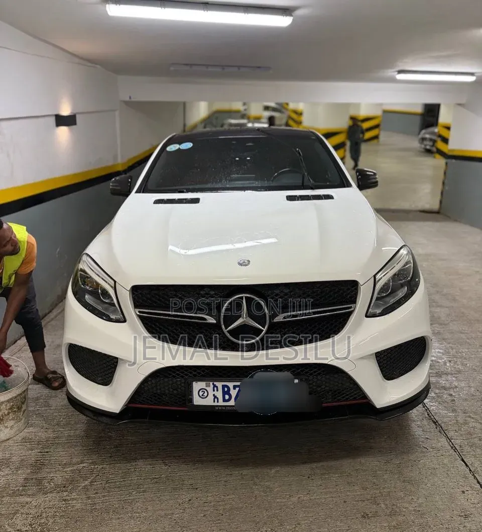 Mercedes-Benz GLE-Class 2016 White