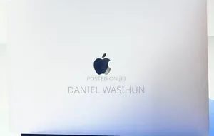 New Laptop Apple MacBook Pro 2019 32GB Intel Core i9 SSD 1T