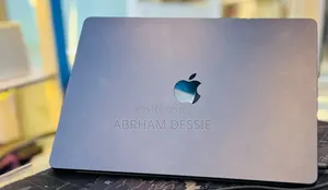 New Laptop Apple MacBook Air 2024 M3 8GB Apple M3 SSD 256GB