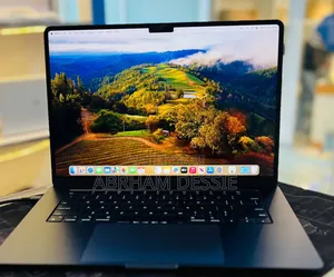New Laptop Apple MacBook Air 2024 M3 8GB Apple M3 SSD 256GB