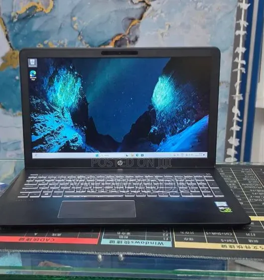 New Laptop HP Pavilion 14 8GB Intel Core i7 SSD 2T