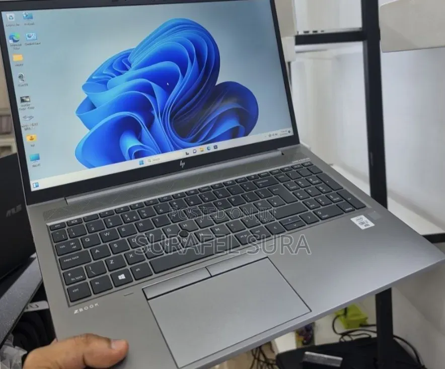 New Laptop HP ZBook 15 16GB Intel Core i7 SSD 512GB