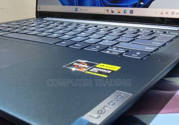 New Laptop Lenovo Yoga 2 16GB AMD Ryzen 7 SSD 512GB