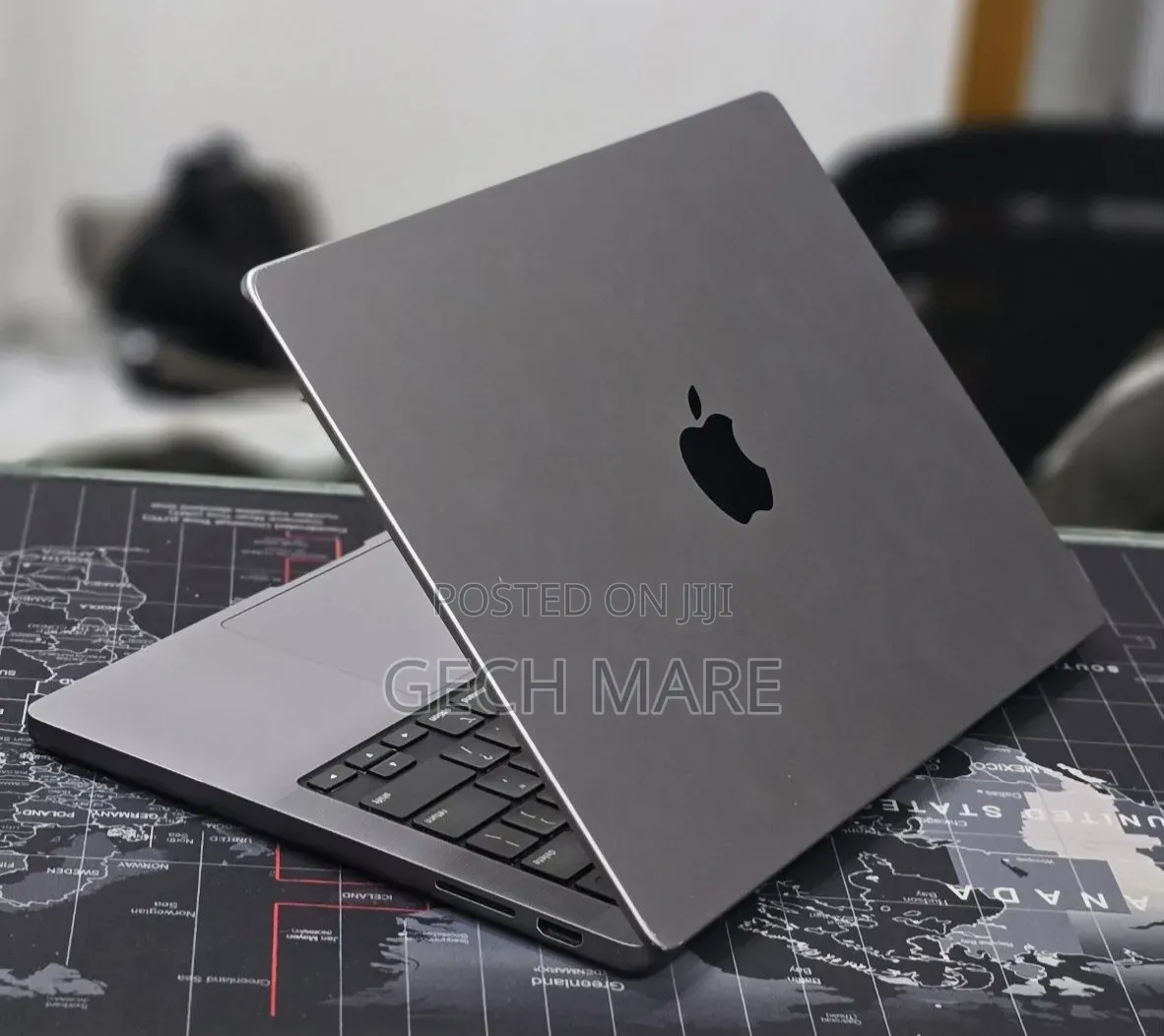 New Laptop Apple MacBook Pro 2023 M3 8GB Apple M3 Pro SSD 512GB