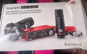 Focusrite Scarlet Bundle