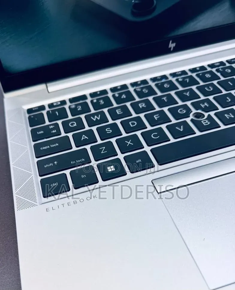 New Laptop HP EliteBook 840 G8 16GB Intel Core i7 SSD 512GB