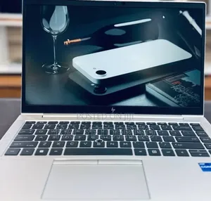 New Laptop HP EliteBook 840 G8 16GB Intel Core i7 SSD 512GB