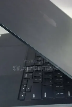 New Laptop Apple MacBook Air 2022 M2 8GB Apple M2 SSD 256GB