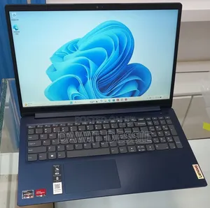Laptop Lenovo 8GB AMD Ryzen 5 SSD 256GB