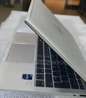 New Laptop HP EliteBook 640 G9 16GB Intel Core i5 SSD 1T