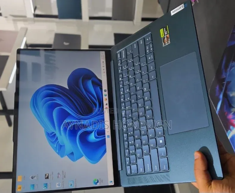 New Laptop Lenovo Yoga 3 16GB AMD Ryzen 7 SSD 512GB