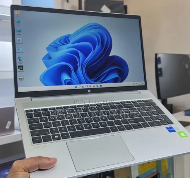 New Laptop HP Probook 450 16GB Intel Core i7 SSD 512GB