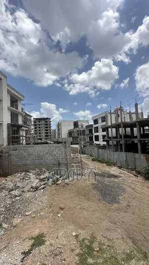 አስቸኳይ የሚሸጥ የሊዝ መሬት ቦታ ሲሚሲ ሚንስቴሮ ሰፈር