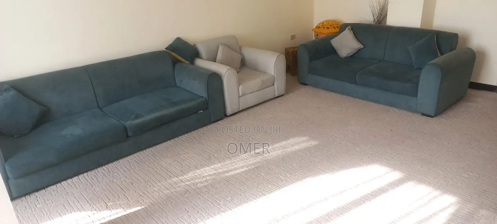 ዘመናዊ የሳሎን ሶፋ