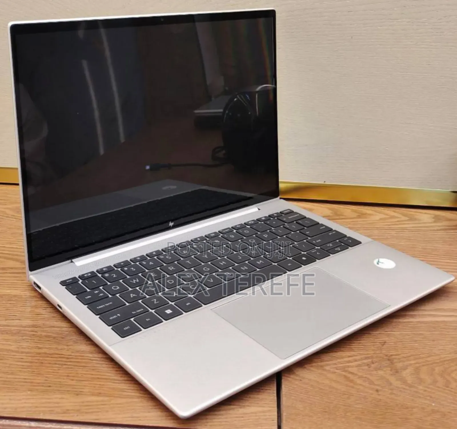 New Laptop HP Dragonfly G1 32GB Intel Core i7 SSD 512GB