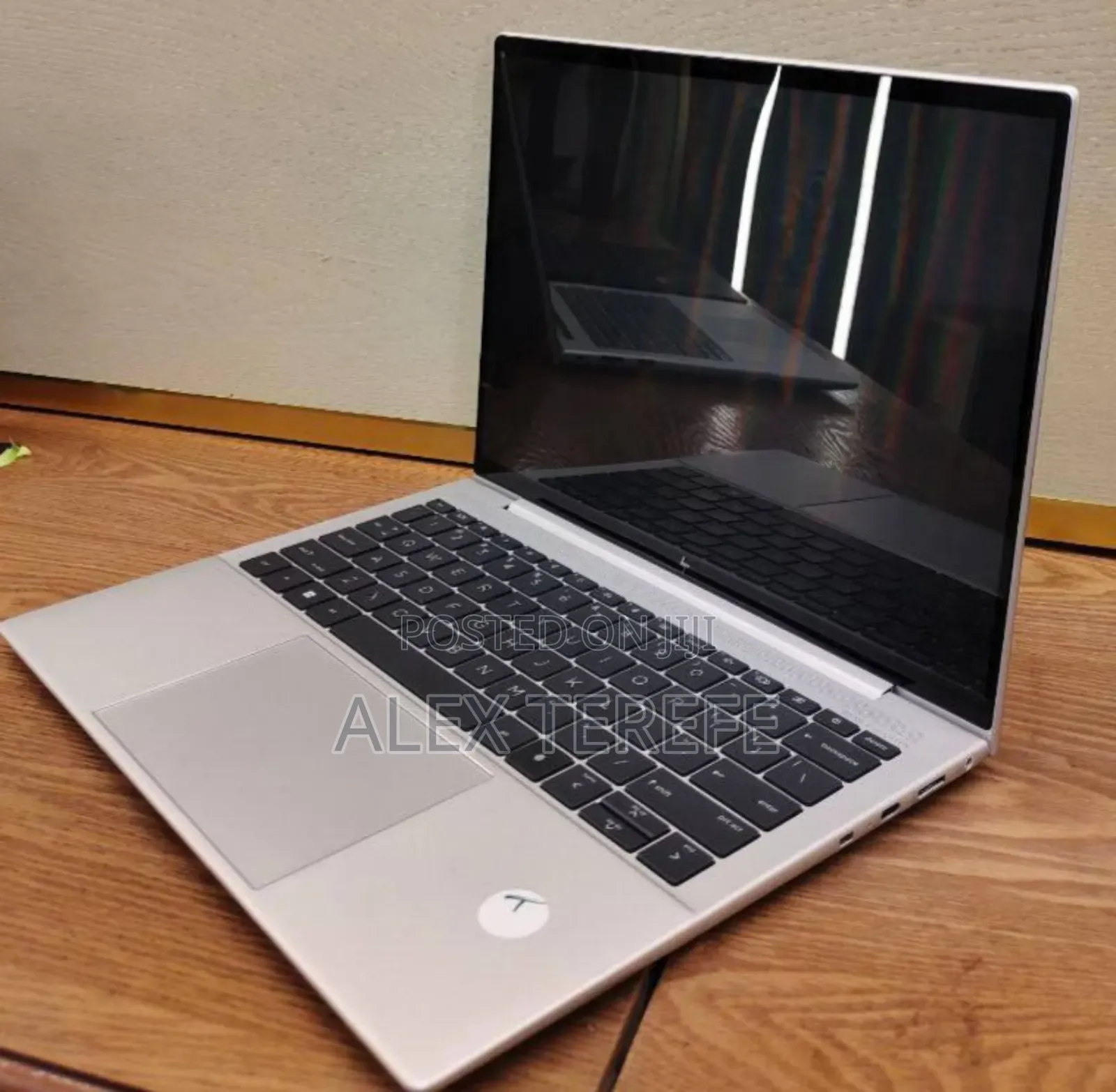 New Laptop HP Dragonfly G1 32GB Intel Core i7 SSD 512GB