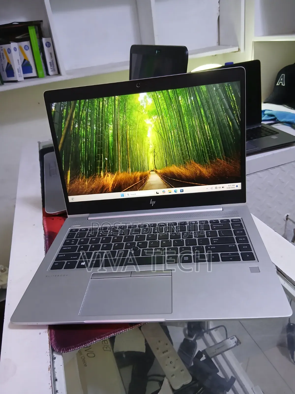New Laptop HP EliteBook 840 G5 16GB Intel Core i5 SSD 512GB