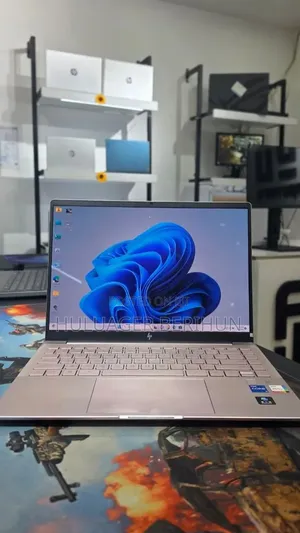 New Laptop HP Pavilion 14 16GB Intel Core i7 SSD 512GB