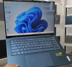 New Laptop Lenovo Yoga 2 16GB AMD Ryzen 7 SSD 1T