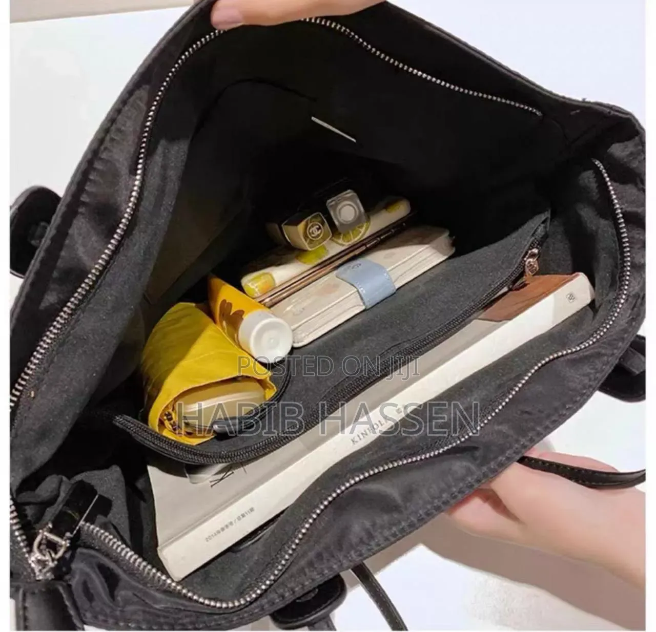*Latest Shoulder Totes*