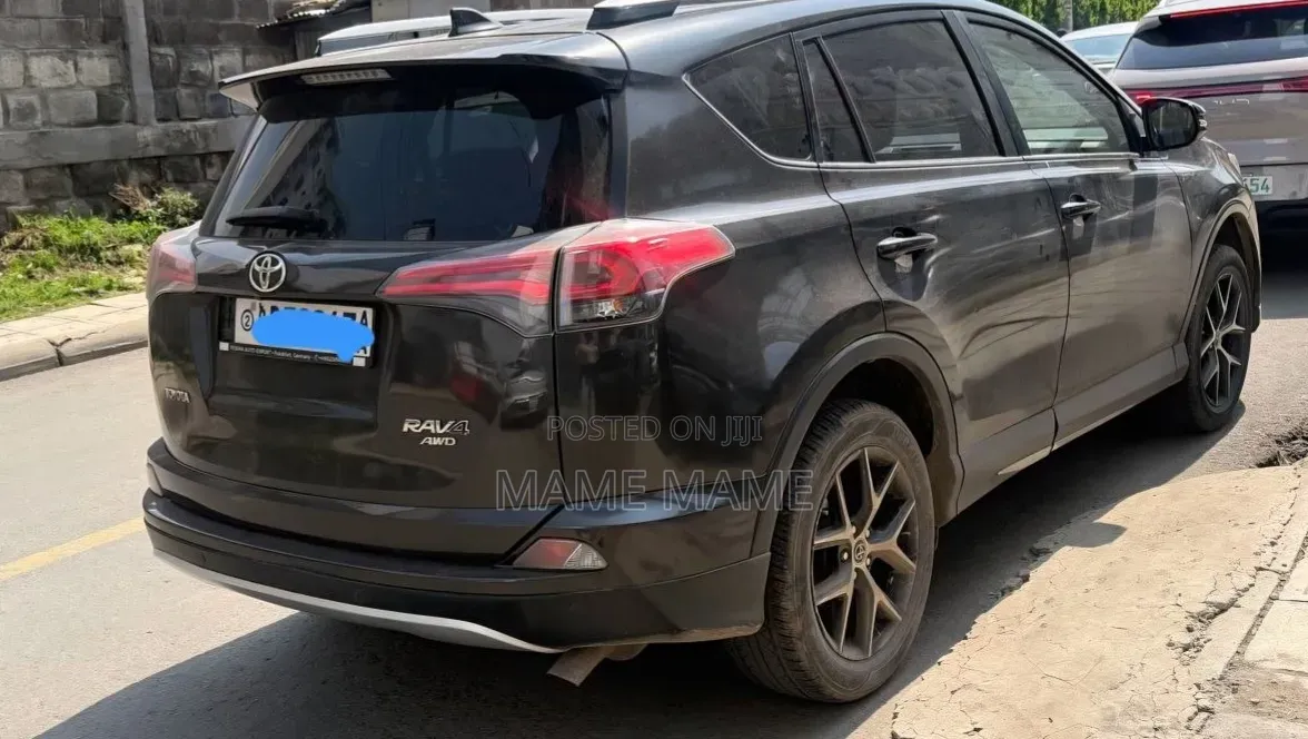 Toyota RAV4 2017 Gray