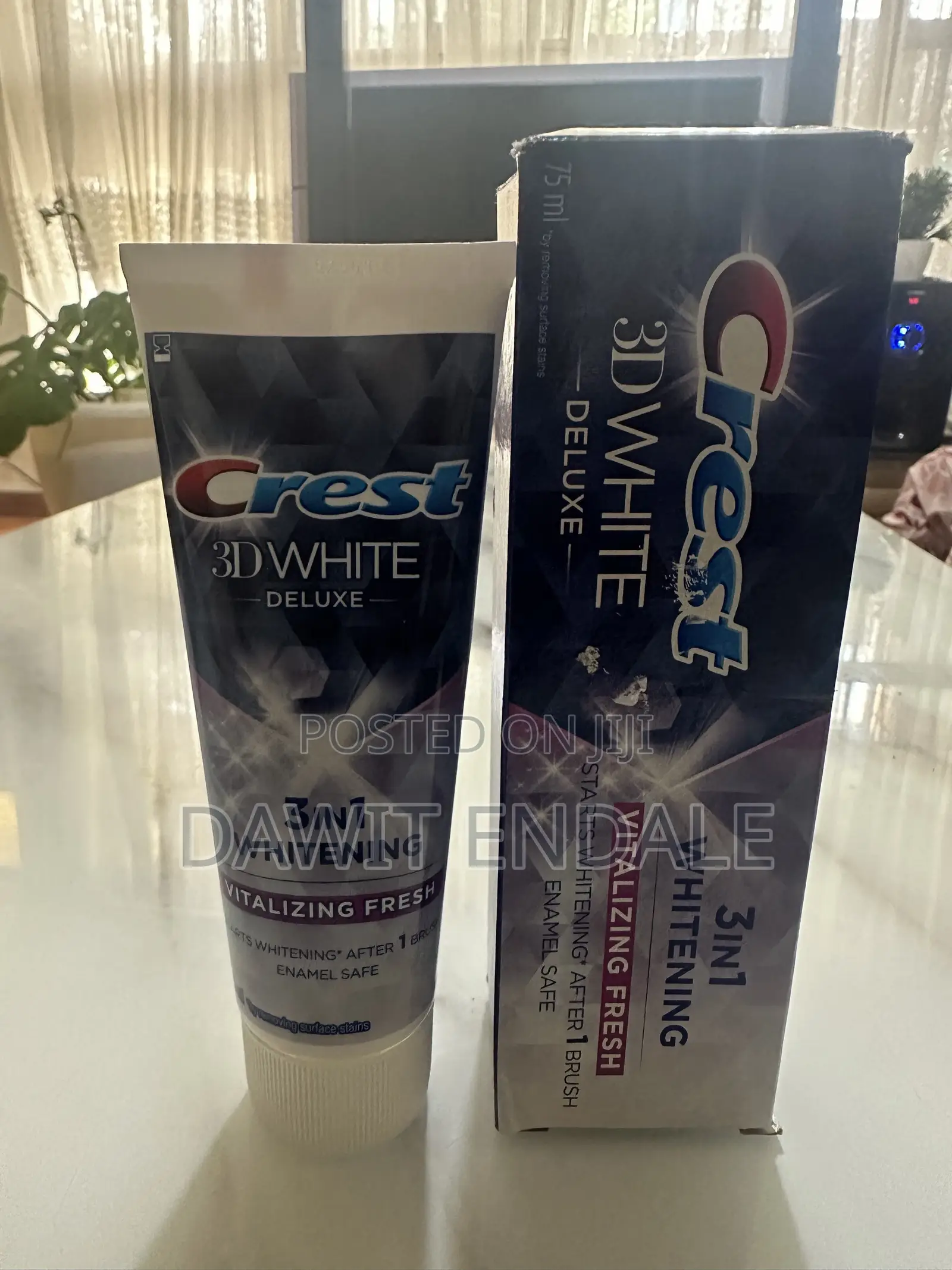 Crest 3D White
