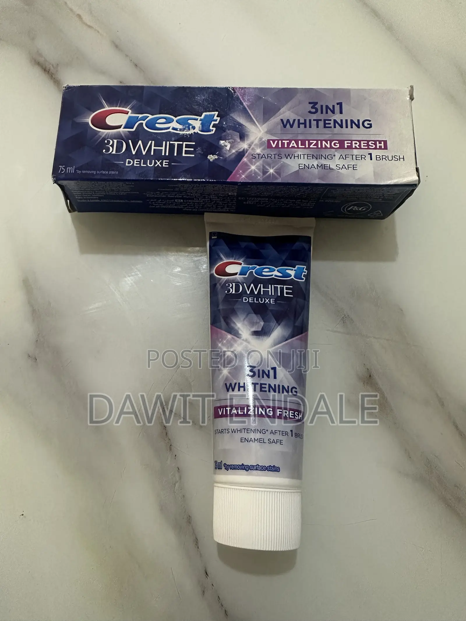 Crest 3D White