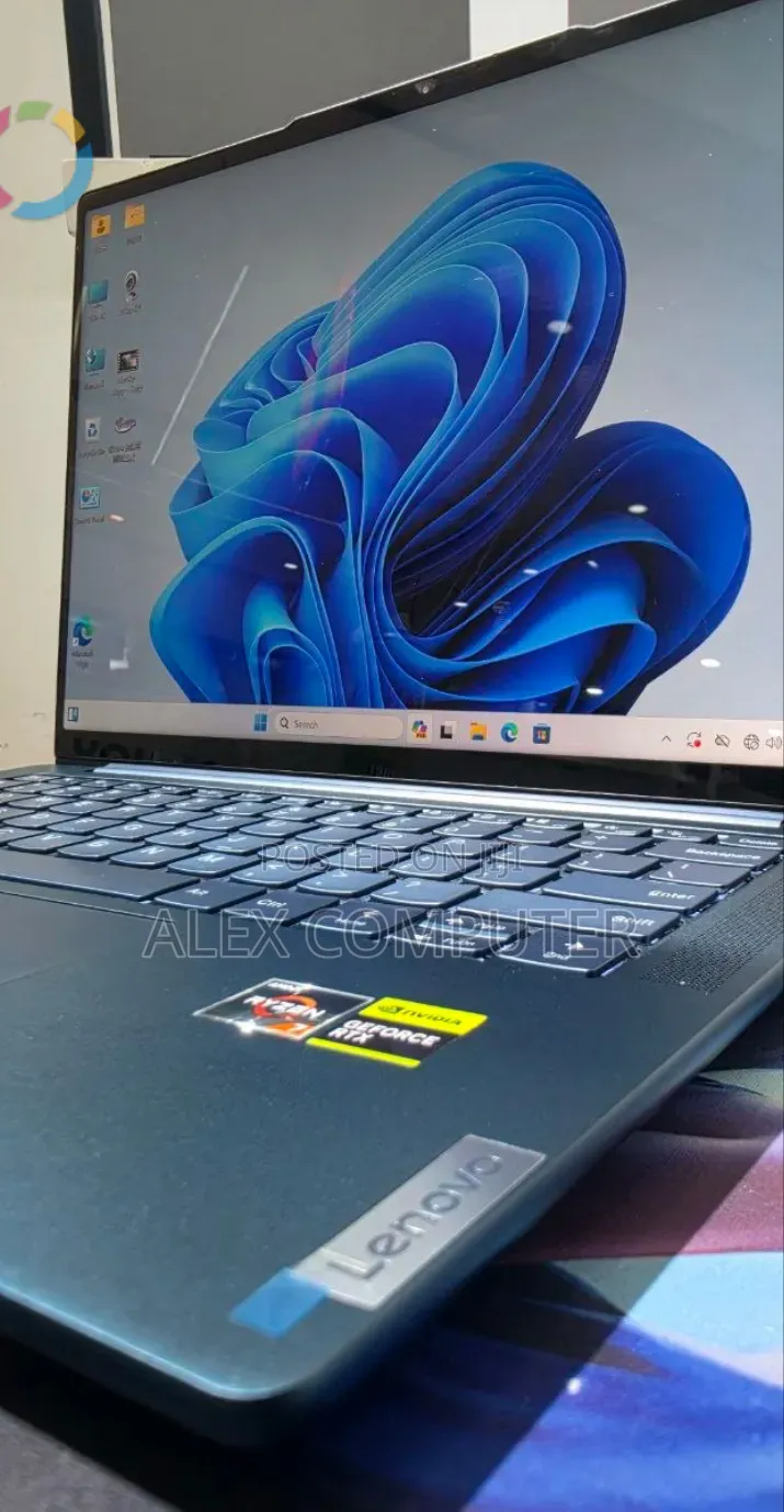 New Laptop Lenovo 16GB AMD Ryzen 7 SSD 512GB