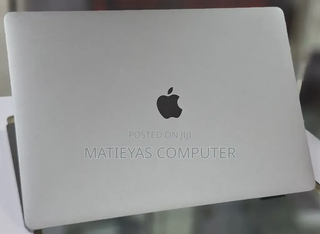 New Laptop Apple MacBook Pro 2019 64GB Intel Core i9 SSD 512GB