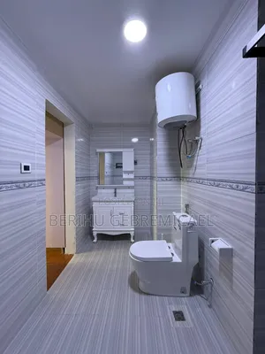3bdrm Apartment in Yetebaberut, Bole for rent