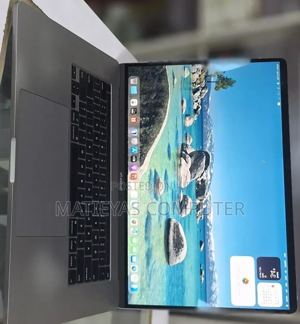 New Laptop Apple MacBook Pro 2019 64GB Intel Core i9 SSD 512GB