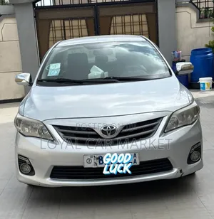 Toyota Corolla 2013 Silver